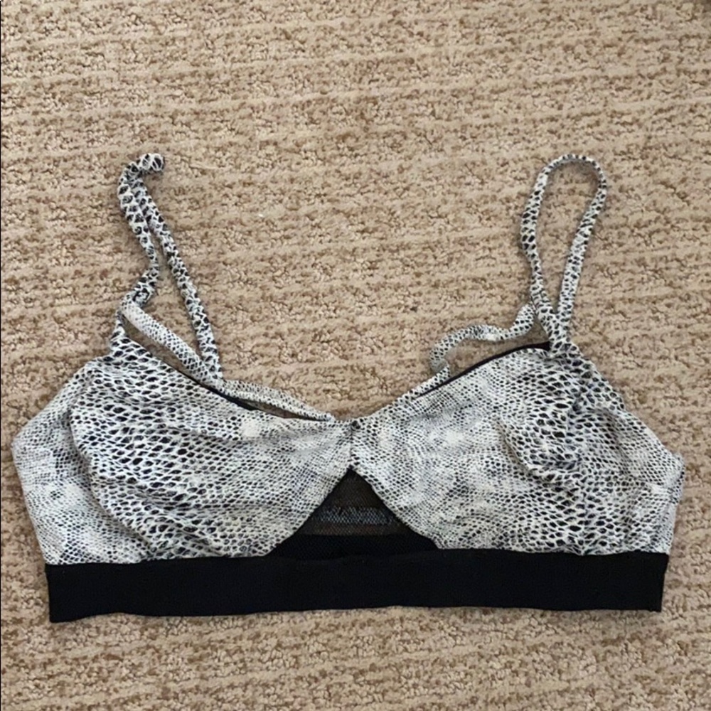 Worn planet blue fit snake skin dirty work out bra